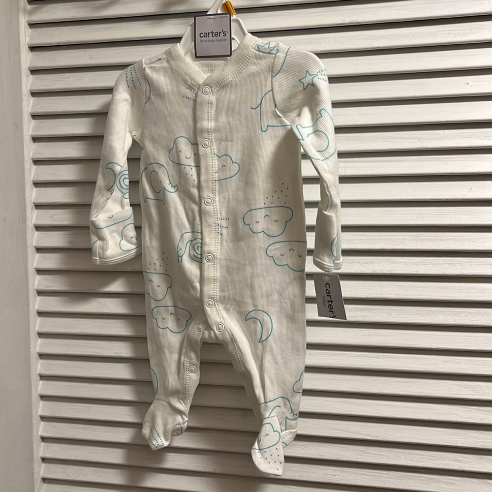 Carter’s - Baby’s Sleeper - Newborn